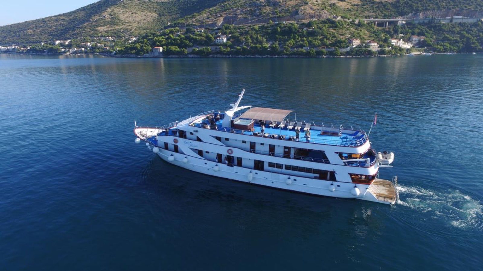 MS Splendid — 5
