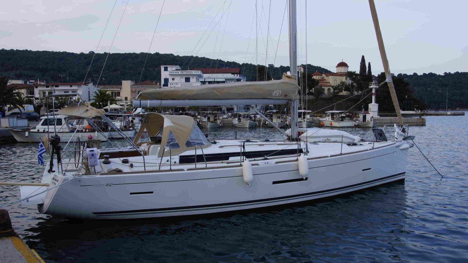 S/Y Maroussa - Dufour 450