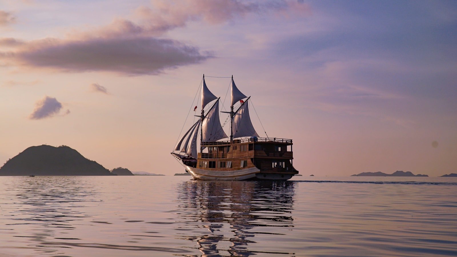 Sundari Voyages — 3